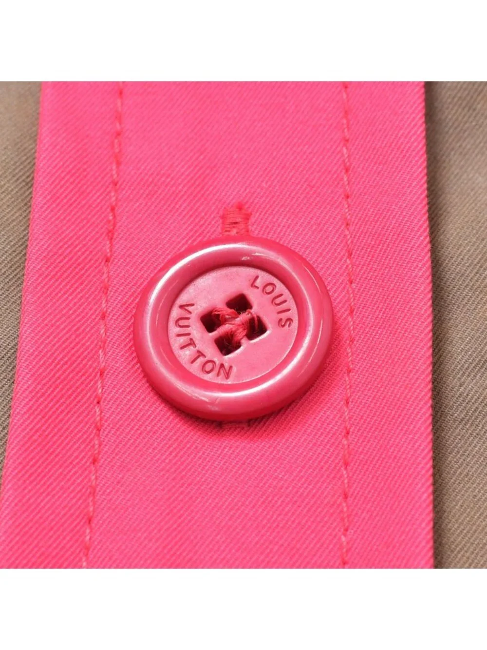 Louis Vuitton signs material